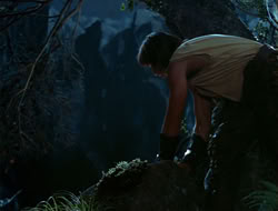 extant_HTLJ_4x06-TwoMenAndABaby_03981