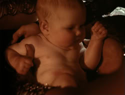 extant_HTLJ_4x06-TwoMenAndABaby_04082