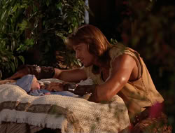 extant_HTLJ_4x06-TwoMenAndABaby_05079
