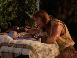 extant_HTLJ_4x06-TwoMenAndABaby_05083