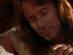 extant_HTLJ_4x06-TwoMenAndABaby_05173