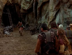 extant_HTLJ_4x10-HerculesOnTrial_00119