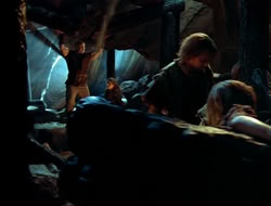 extant_HTLJ_4x10-HerculesOnTrial_00180