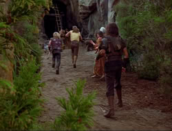 extant_HTLJ_4x10-HerculesOnTrial_00246