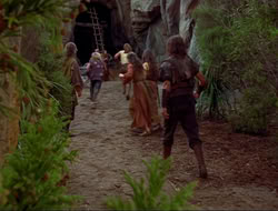 extant_HTLJ_4x10-HerculesOnTrial_00247