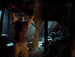 extant_HTLJ_4x10-HerculesOnTrial_00250