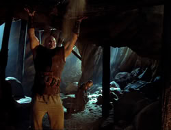 extant_HTLJ_4x10-HerculesOnTrial_00251