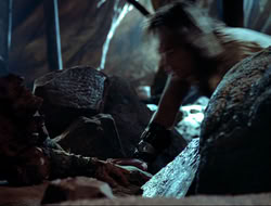 extant_HTLJ_4x10-HerculesOnTrial_00397