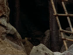 extant_HTLJ_4x10-HerculesOnTrial_00467