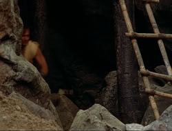 extant_HTLJ_4x10-HerculesOnTrial_00468