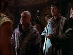 extant_HTLJ_4x10-HerculesOnTrial_00748