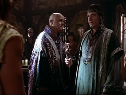 extant_HTLJ_4x10-HerculesOnTrial_00777