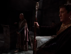 extant_HTLJ_4x10-HerculesOnTrial_01661
