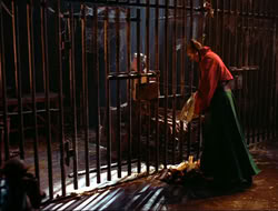 extant_HTLJ_4x10-HerculesOnTrial_02325