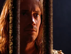 extant_HTLJ_4x10-HerculesOnTrial_02588