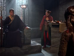 extant_HTLJ_4x10-HerculesOnTrial_02698