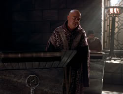 extant_HTLJ_4x10-HerculesOnTrial_02830
