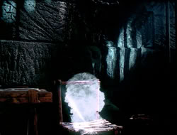 extant_HTLJ_4x10-HerculesOnTrial_04177