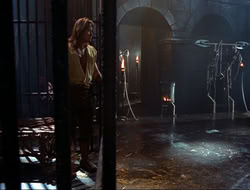 extant_HTLJ_4x10-HerculesOnTrial_04339