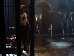 extant_HTLJ_4x10-HerculesOnTrial_04343
