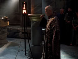 extant_HTLJ_4x10-HerculesOnTrial_04712