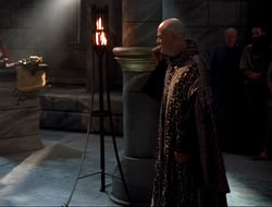 extant_HTLJ_4x10-HerculesOnTrial_04714
