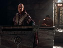 extant_HTLJ_4x10-HerculesOnTrial_04764