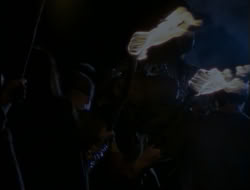 extant_HTLJ_4x13-ArmageddonNowPart1_00029