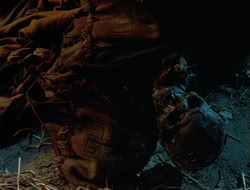 extant_HTLJ_4x13-ArmageddonNowPart1_00187