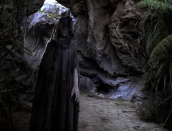 extant_HTLJ_4x13-ArmageddonNowPart1_00320