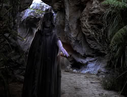 extant_HTLJ_4x13-ArmageddonNowPart1_00322