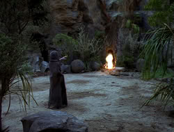 extant_HTLJ_4x13-ArmageddonNowPart1_00326