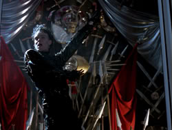 extant_HTLJ_4x13-ArmageddonNowPart1_00653