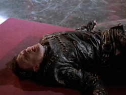extant_HTLJ_4x13-ArmageddonNowPart1_00943