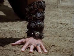 extant_HTLJ_4x13-ArmageddonNowPart1_01679