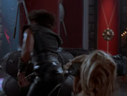 extant_HTLJ_4x13-ArmageddonNowPart1_03161
