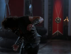 extant_HTLJ_4x13-ArmageddonNowPart1_03209