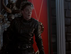 extant_HTLJ_4x13-ArmageddonNowPart1_03307