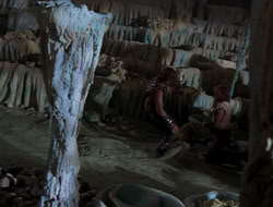 extant_HTLJ_4x13-ArmageddonNowPart1_04034