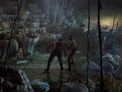 extant_HTLJ_4x13-ArmageddonNowPart1_04047
