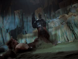 extant_HTLJ_4x13-ArmageddonNowPart1_04051