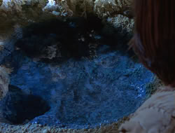 extant_HTLJ_4x13-ArmageddonNowPart1_04220