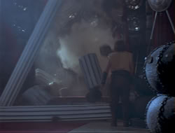 extant_HTLJ_4x14-ArmageddonNowPart2_00032