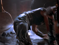 extant_HTLJ_4x14-ArmageddonNowPart2_00061