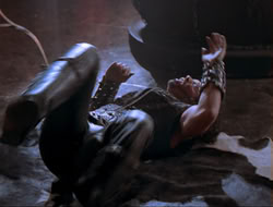 extant_HTLJ_4x14-ArmageddonNowPart2_00062