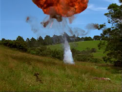 extant_HTLJ_4x14-ArmageddonNowPart2_00550