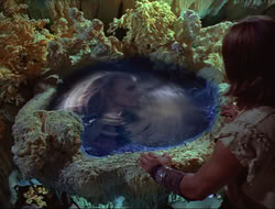 extant_HTLJ_4x14-ArmageddonNowPart2_00616