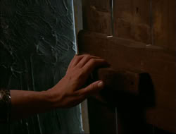 extant_HTLJ_4x14-ArmageddonNowPart2_01376