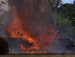extant_HTLJ_4x14-ArmageddonNowPart2_01407