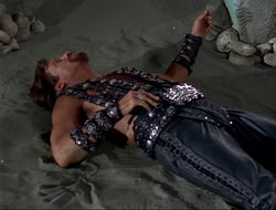 extant_HTLJ_4x14-ArmageddonNowPart2_01452